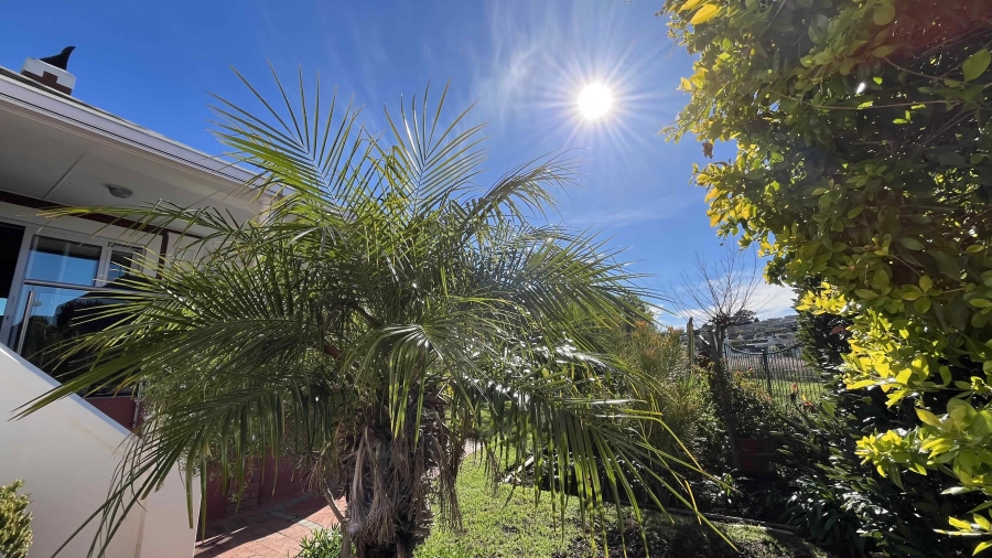 3 Bedroom Property for Sale in Van Riebeeckshof Western Cape